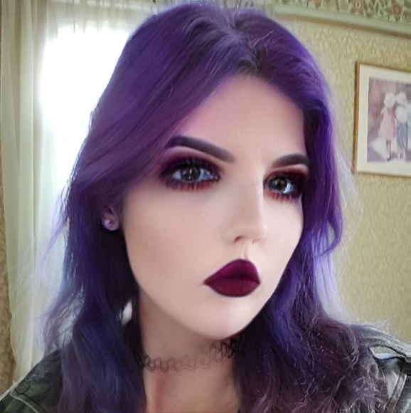 Meet your Posher, Luna - Picture 3 of 8